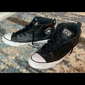 Converse Chuck Taylor Leather All Star slip-on mid